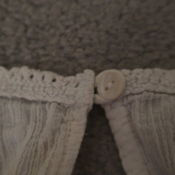 Embroidered Top - Picture 4 of 5